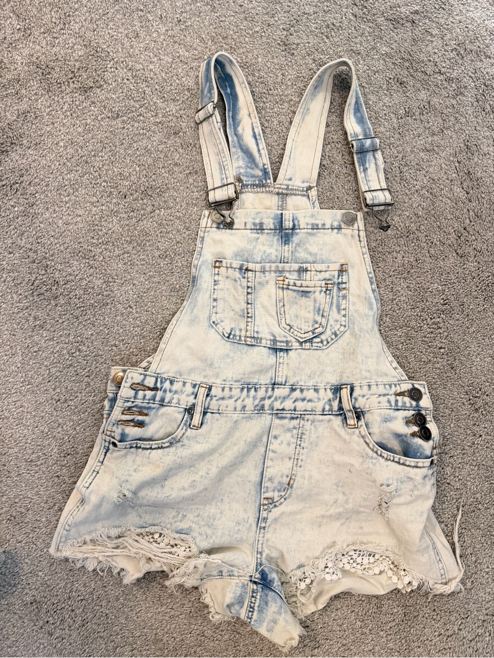 Hot Kiss Light Blue Acid-Wash Denim Overalls Size 4